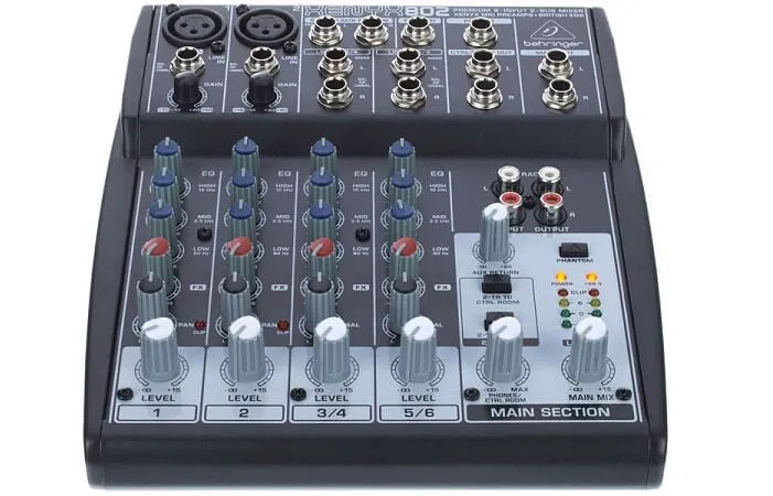 Behringer-Xenyx-802