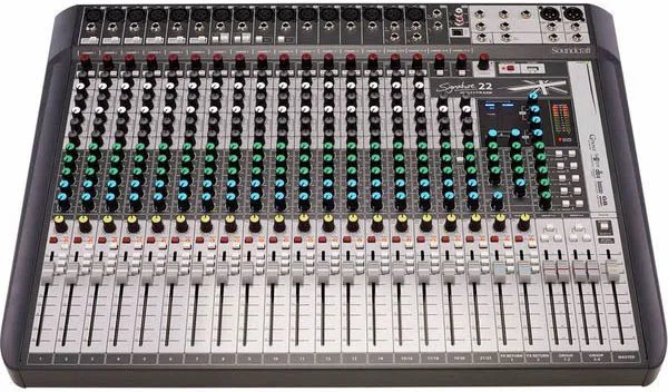 Soundcraft-Signature-22MTK