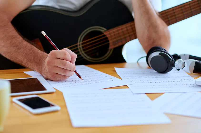 Comment Ecrire Une Chanson Conseils D Ecriture Pour Debutants