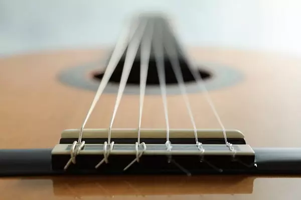1 jeu de cordes de guitare acoustique AG01/CG01/EG01, cordes de guitare  classique en Bronze, 6 cordes – les meilleurs produits dans la boutique en  ligne Joom Geek