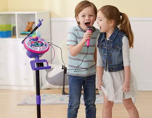 Micro karaoke : comparatif des meilleurs modèles pour les enfants