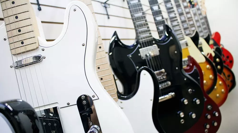 Comparatif : les meilleures guitares électriques pas chères