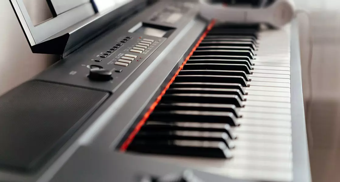 Meilleur piano numérique pour enfants : Le comparatif de Solfege